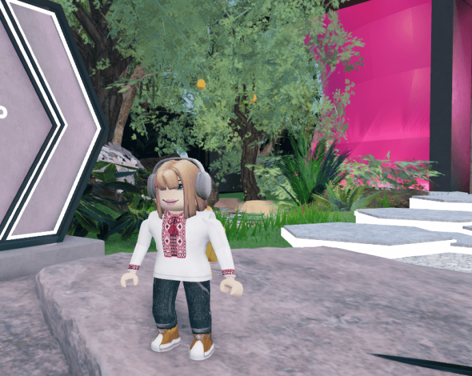 Roblox запускає продаж реальних товарів у грі: перший партнер — Fenty Beauty